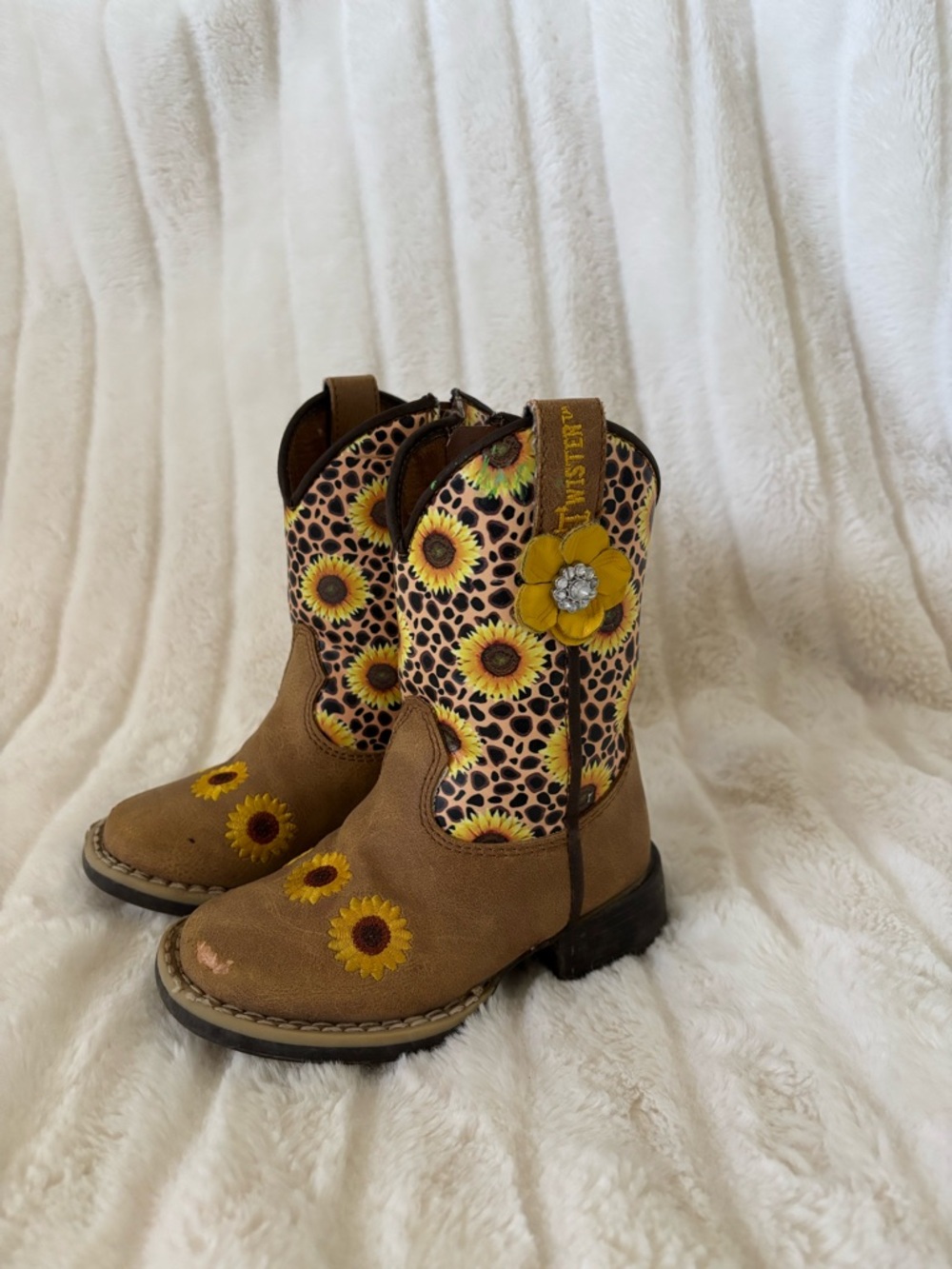 Twister Sunflower Girls' Cowboy Boots